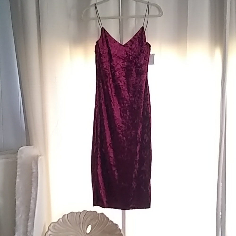 Charlotte russe nwt burgundy velvet dress, perfect for new years eve!